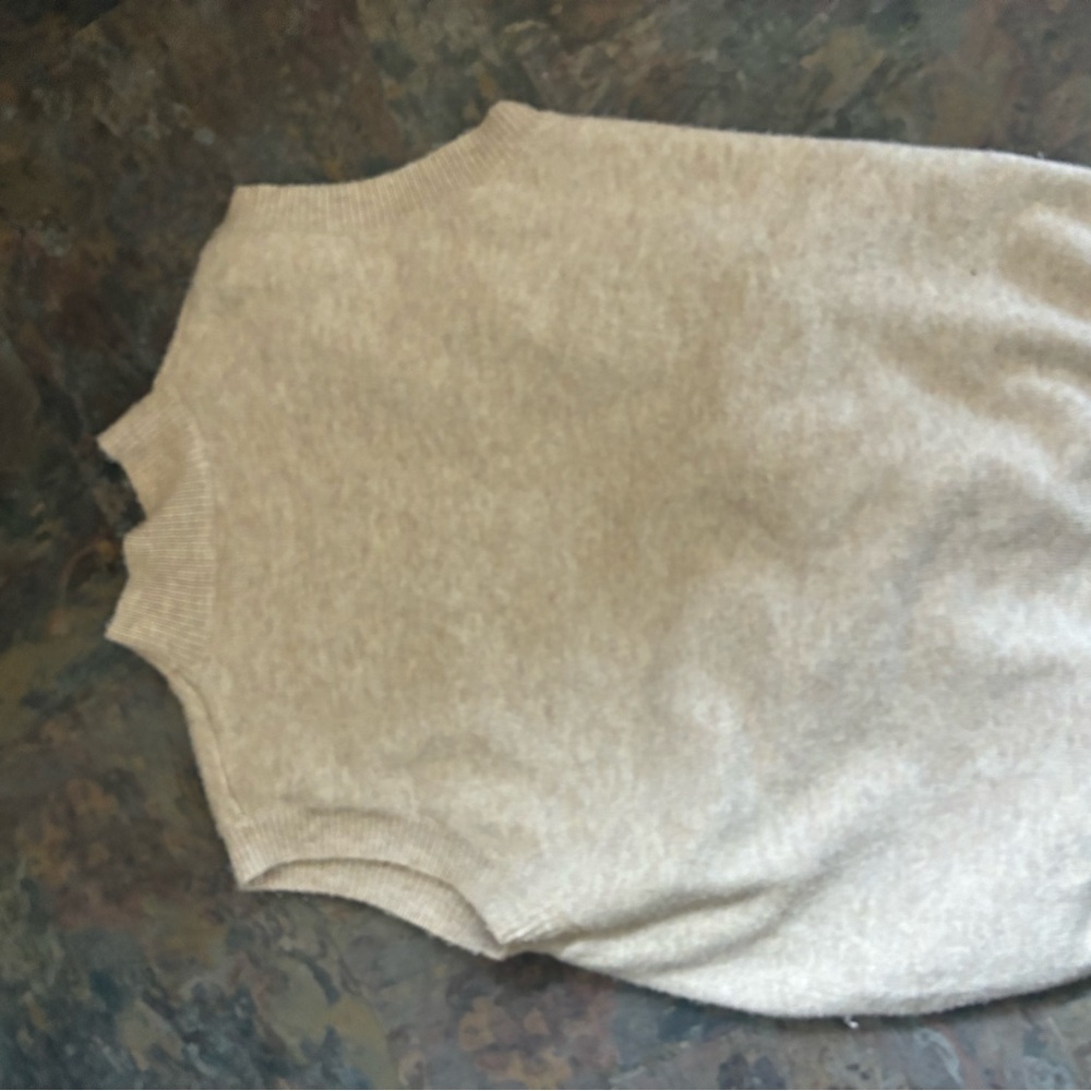 SHEIN Light Beige Knit Top